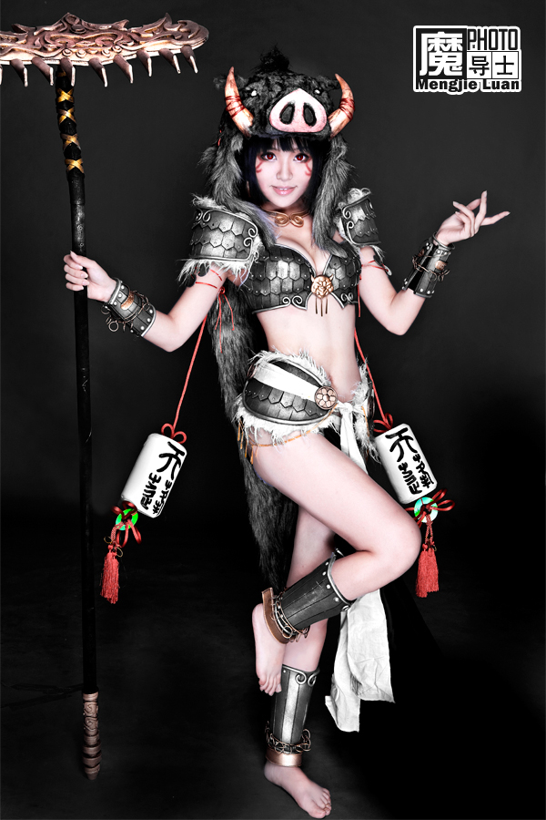 性感娇嫩!七夜娃娃<em>女体</em>西游之八戒cos图赏_游