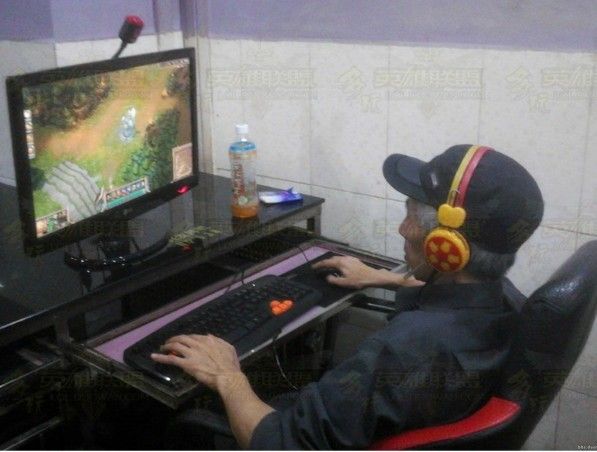 没有年龄限制 半数50岁以上美国人喜欢玩游戏