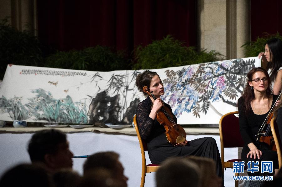 维也纳举行2015中国书画新年音乐会