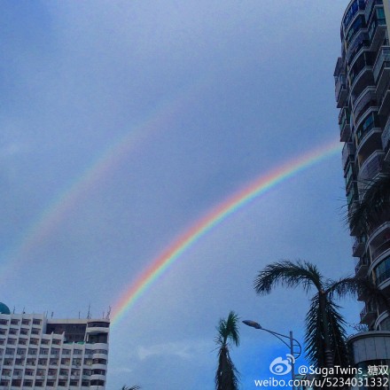 海口上空现双桥彩虹 网友纷纷晒微博微信