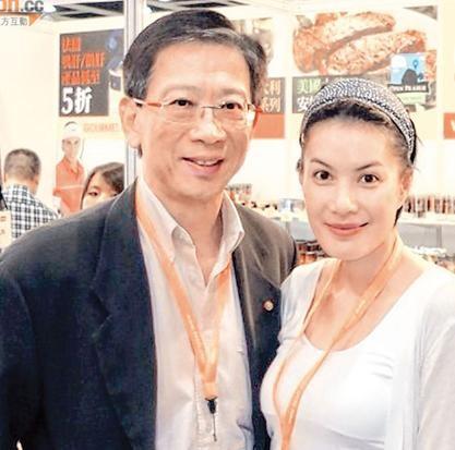 香港女星江希文遭政协委员丈夫家暴 腰部伤痕明显 图