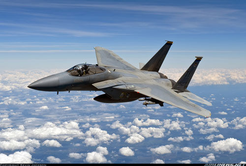 雷声公司获美空军F-15C战机有源相控阵雷达合