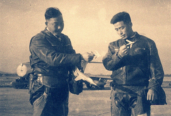 1966年解放军叛徒吴文献打死战友叛逃台湾事