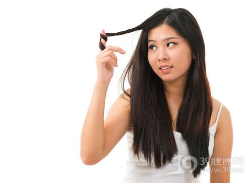 年轻却长白<em>头发?少</em>白头的四大问题_江西频道
