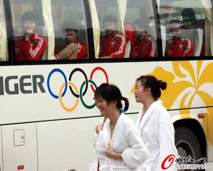 u22球员继承传统要美女新闻官<em>电话 泡妞</em>兴趣胜
