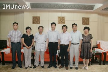 陈国庆校长会见陈家宽教授,黎波教授,邬建国教授并合影留念