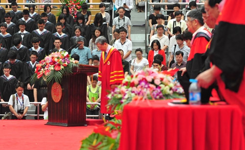 杨玉良毕业演讲_复旦大学杨玉良在毕业典礼_复旦校长杨玉良