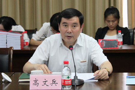 纪念九一八 高文兵书记与师生座谈