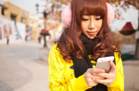 清新萝莉展示步步高vivo X1 极致