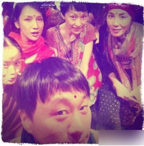  王菲 携 六年一班 印度朝圣