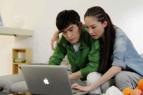 《夫妻那些事》到《孩奴》 张雯成话题剧代言