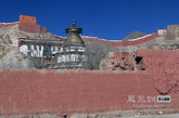 白居寺位于西藏江孜县境内，属全国重点文物保护单位。始建于十五世纪初，是藏传佛教的萨迦派、噶当派、格鲁派3大教派共存的一座寺庙。（图片来源：凤凰网华人佛教  摄影：曹立君）