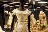 19世纪的紧身胸衣和框架衬裙