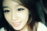 最爱脸型TOP1: 智妍 Ji Yeon (T-ara)　排名第一的智妍的脸型乍一看像是一副标准的“锥子脸”？ 
