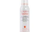 雅漾/Avene 舒护活泉水喷雾 　参考价格：95元

　　雅漾(微博)舒护活泉水喷雾会在你的皮肤的水脂膜上留下一层透明保护膜。舒适，温和的感觉即时将你包围。高效用法：对着面部薄薄地喷上一层，停留片刻，让活泉水与肌肤充分作用后用纸巾轻轻吸干。