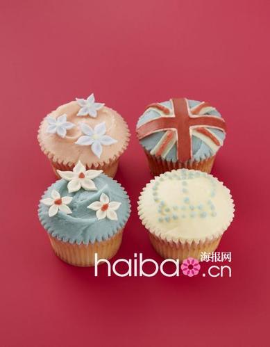 伦敦蛋糕店推出王室Couple结婚一周年纪念纸杯蛋糕