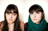　Kiana Hayeri自小在伊朗首都德黑兰长大。在这个国家的公共场合你的行为是要有所限制的。2005年17岁的Hayeri离开伊朗，去了加拿大的多伦多，在当地的瑞尔森大学攻读摄影专业。