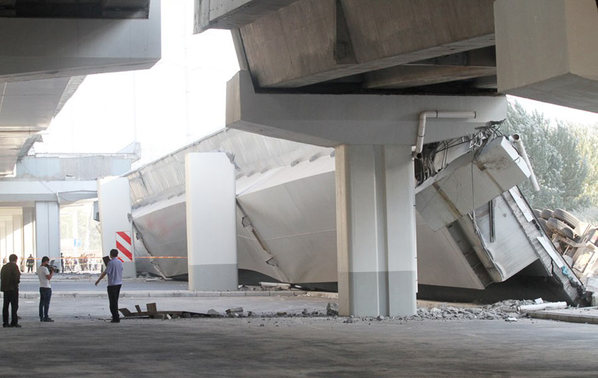 哈尔滨阳明滩大桥断裂坍塌