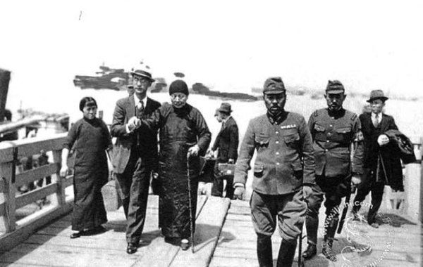 汪精卫被<em>戴笠</em>下毒内情:他为了一个女人回中国