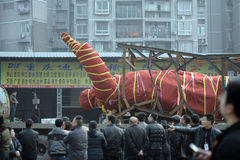 重庆一毛泽东像搬家