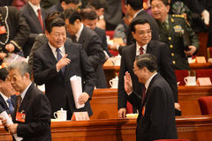 习近平与俞正声会后交谈