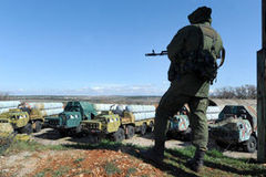 乌防空导弹基地被占 俄军守卫S-300