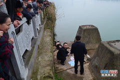 嘉陵江景区发现两具女尸