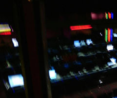 湖南一网吧2死2伤群殴现场