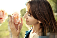 新疆美女特警走红