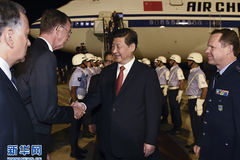 习近平抵达巴西利亚