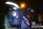 宝马与奥迪当街相撞 2名女子身亡(图)