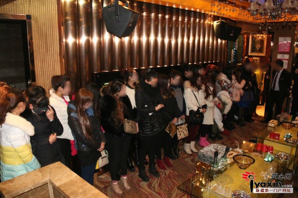 <em>乌鲁木齐</em>警方突击娱乐<em>场所</em> 清离陪侍人员813名