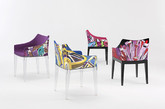 Emilio Pucci：夫人椅子
意大利设计师品牌 Emilio Pucci 也选择与设计师合作。此次与法国设计大师 Philippe Starck 合作推出夫人椅子，此款椅子参考了Pucci 同名围巾的设计，图案为各国首都的建筑与风景，包括巴黎、纽约、罗马和上海，此次家具展是上海系列的处女秀。