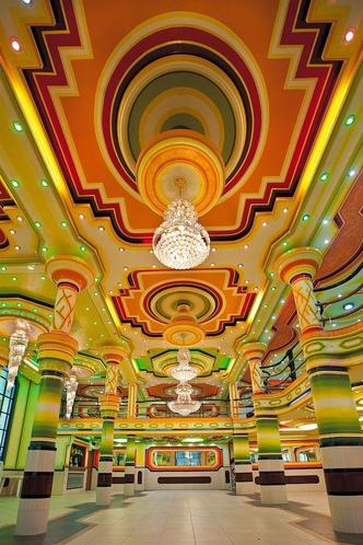疯狂的建筑    玻利维亚开始建“宇宙飞船”了！