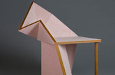 阿联酋设计师Aljoud Lootah推出了一组创意几何家具，与其说是家具不如说是线条的艺术品。（实习编辑：谭婉仪）