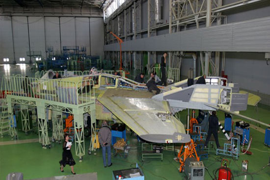 公司在加强对现有飞机现代化改造的同时,也开发了米格—29k型舰载机等