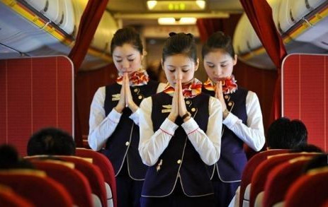 盘点国内外<em>空姐</em>应聘<em>条件</em> <em>如何</em>才能当头等舱空