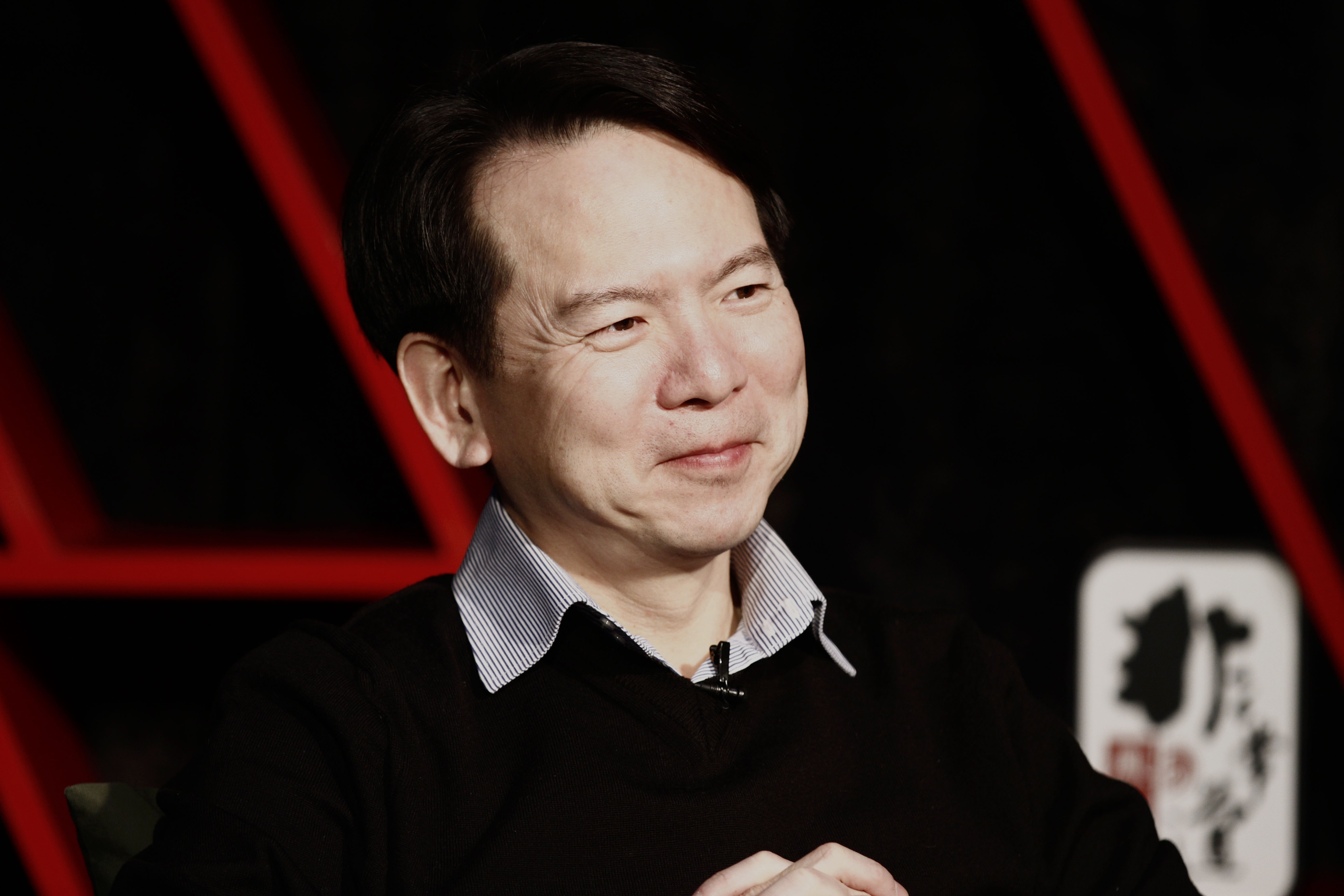 [非常道]李建复:侯德健因《龙的传人》背负一辈