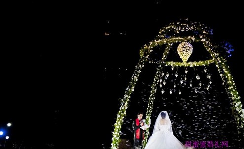 甜蜜蜜婚礼网--中国首家婚礼电子商务平台