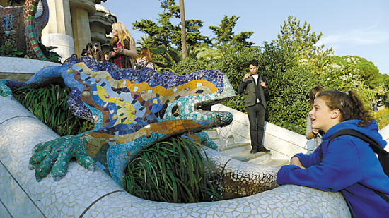 奎尔公园里这只巨大的彩色蜥蜴，成了巴塞罗那的吉祥物