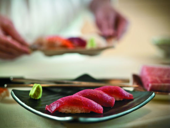 寿司是很多人都喜欢吃的一种美食