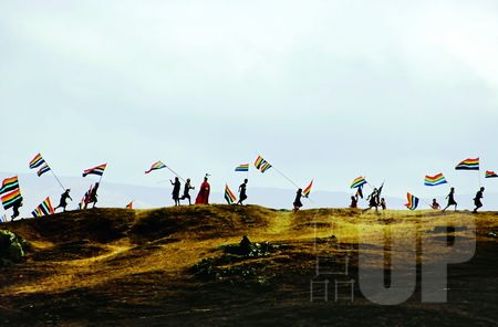 在海拔五千米的秘鲁高原上，当地人仍然健步如飞。