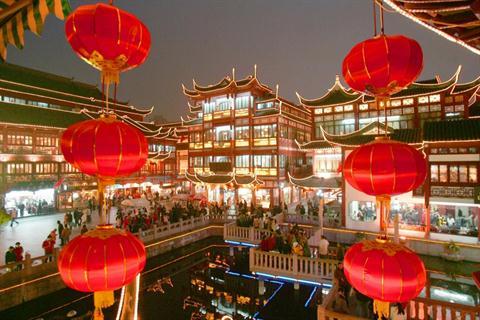 上海是一个兼具历史建筑和蓬勃现代经济的有趣的城市