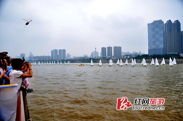 2015长沙湘江国际帆船赛开幕 首创内河国际赛