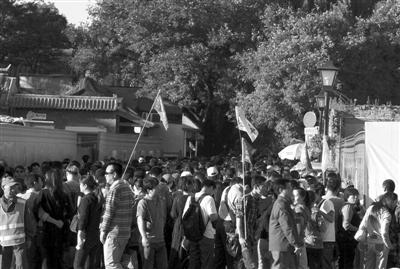 旅游团购物环节多数取消 旅行社提高团费保利润