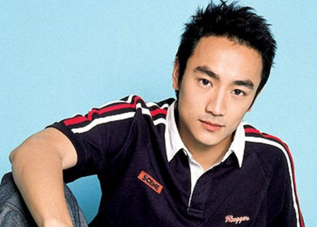 林佑威宣布因性格不合离婚:今后仍是朋友家人