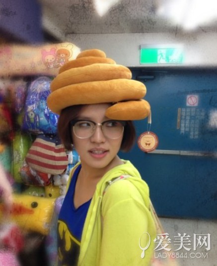  郭采洁素颜旧照呆萌开扒小时代女主素颜真容