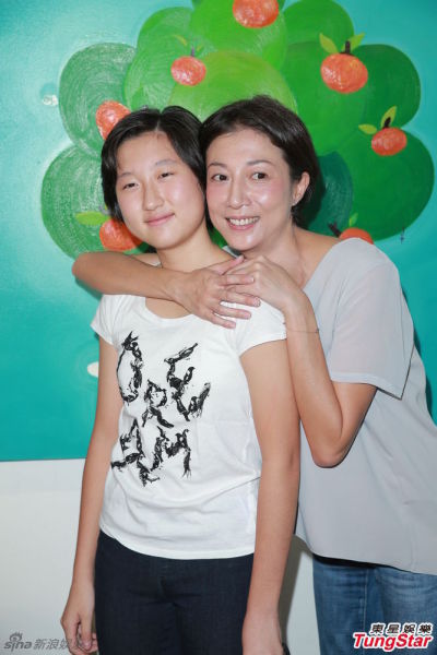 女严格 曾称自己从小被打到大|<em>吴绮莉|小龙女</em>_