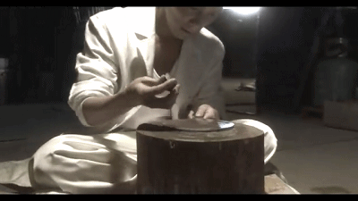 【重口味图解】美少年跟嫂嫂大玩儿sm,三位美女相继以