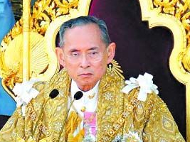 泰国陆军总司令巴育前往拜见国王 国王拒绝见
